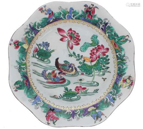 Chinese famille verte porcelain shaped lobed porcelain plate...