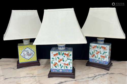 Pair of Chinese porcelain rectangular table lamps with shade...