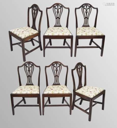 Set of six English provincial Hepplewhite period mahogany di...