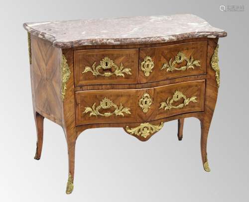 Fine French Louis XV style kingwood serpentine commode chest...