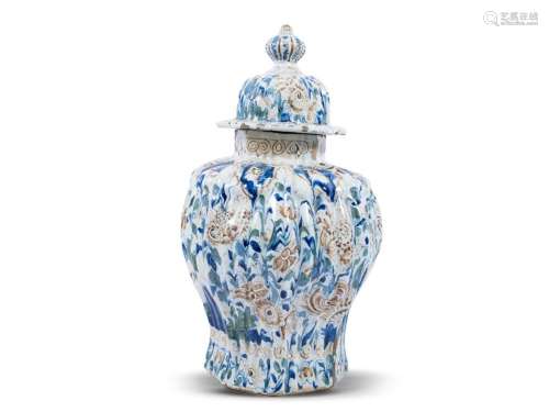 Lidded vase, Faience, Delft?