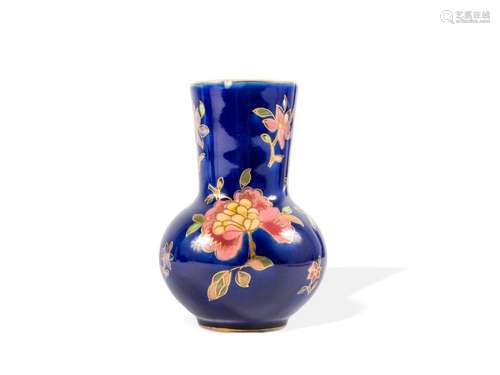 Vase, Zsolnay, Pécs, Around 1900, Porcelain faience