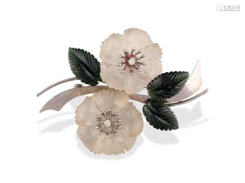 Flower brooch, 14 ct white gold, Quartz or agate