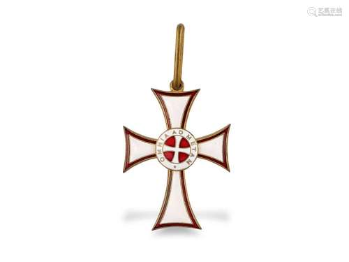 Order of the Cross, Omnia ad metam