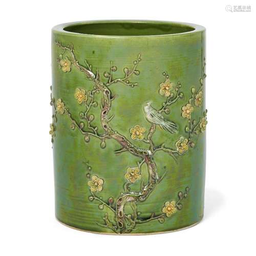 A Chinese famille verte biscuit ‘magpie and prunus’ brush po...