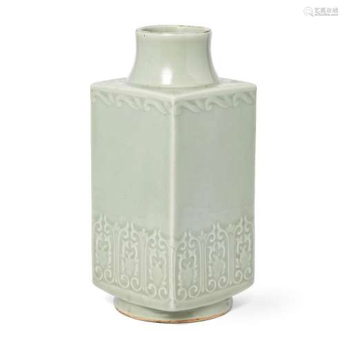 A Chinese celadon cong<br />
<br />
Qing dynasty, late 19th ...