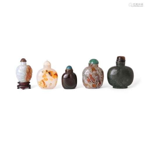 Five Chinese hardstone snuff bottles<br />
<br />
Late Qing ...