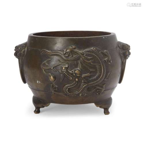 A Chinese bronze 'dragon' incense burner<br />
<br />
Qing d...