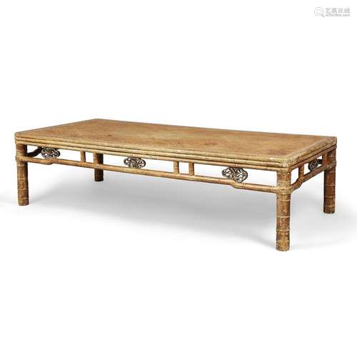 A Chinese softwood opium bed<br />
<br />
Late Qing dynasty<...