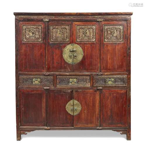 A large Chinese lacquered wood cabinet<br />
<br />
Qing dyn...