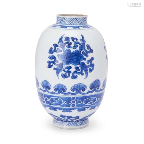 A Chinese blue and white 'floral' oviform jar<br />
<br />
Q...