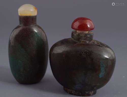 2 CHINESE IRIDESCENT AGATE SNUFF BOTTLES