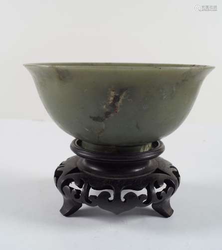 CHINESE QING SPINACH JADE BOWL