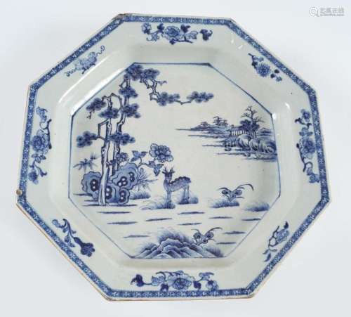 LARGE CHINESE BLUE AND WHITE CHARGER