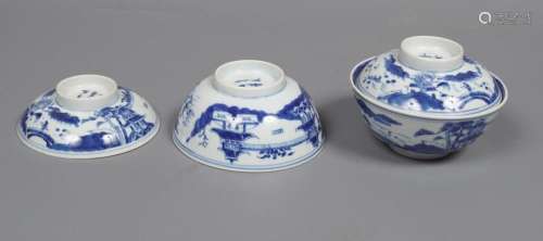 SET OF 6 CHINESE BLUE AND WHITE BOWLS