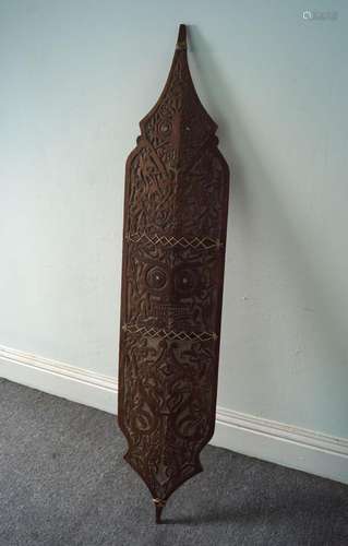 19TH-CENTURY INDONESIAN KALIMANTAN, DAYAK SHIELD