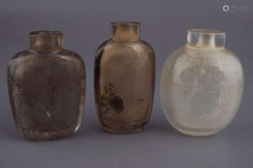 3 CHINESE QING AGATE SNUFF BOTTLES