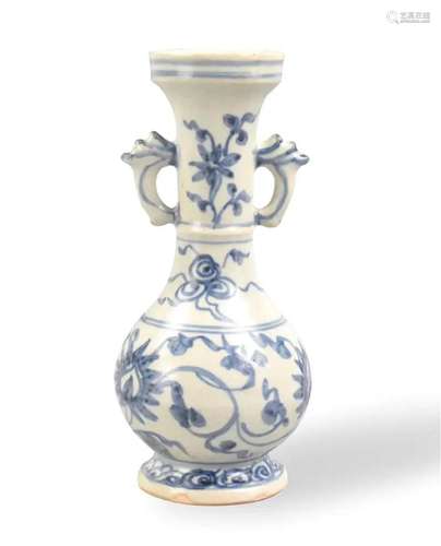 Chinese Blue & White Vase ,Ming Dynasty