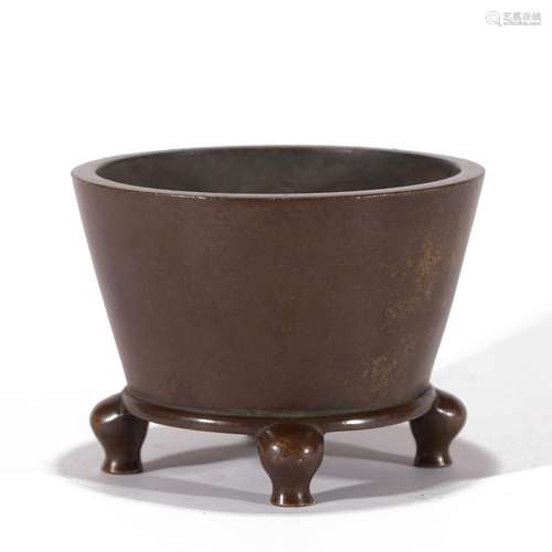 A FOUR FEET ROUND ROUND CENSER