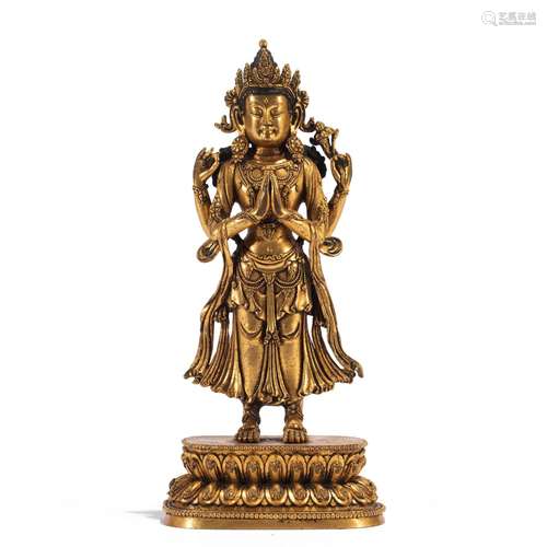 A GILT BRONZE FIGURE OF BUDDHA STATUE