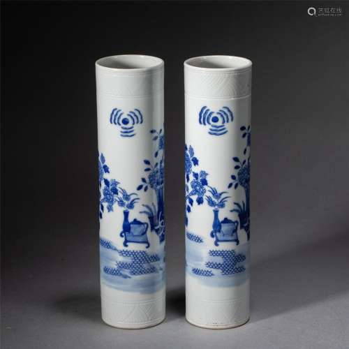 PAIR BLUE AND WHITE PORCELAIN HAT STANDS
