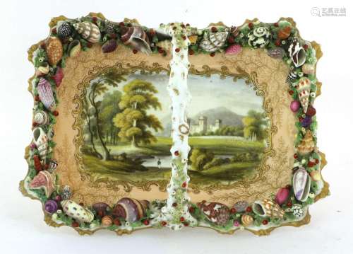 A Chamberlain Worcester Porcelain Basket, circa 1835, with r...