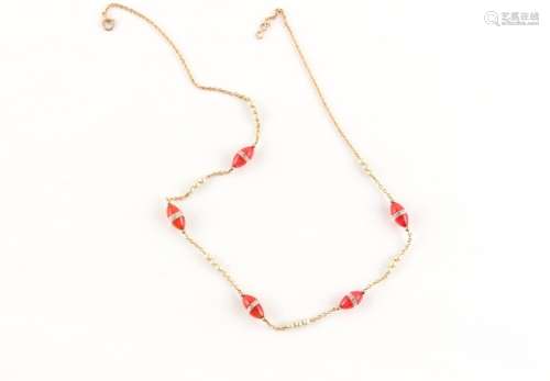 A 9ct yellow gold carnelian agate & seed pearl necklace,...
