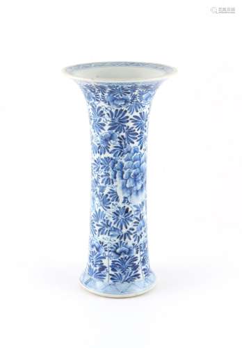 Property of a lady - a Chinese blue & white moulded &...