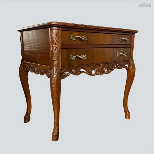 Burr Queen Anne Style Shaped Side Table