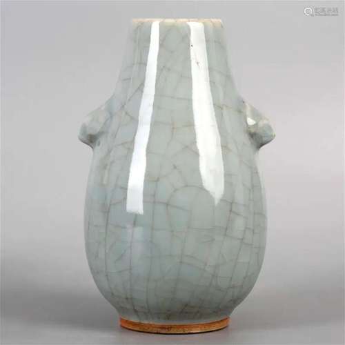 Ge kiln animal ears olive vase (repaired), early Qing dynast...