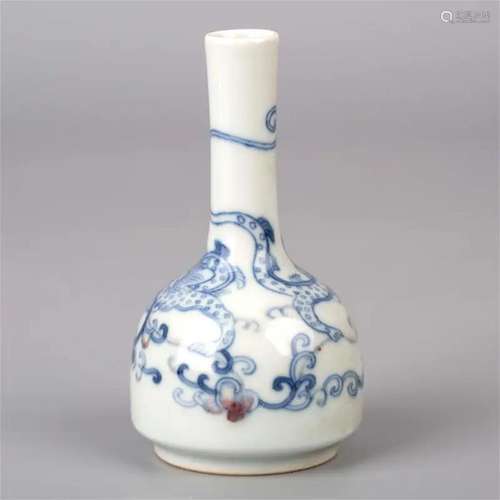 Blue and white vase with Daqing Yongzheng Year Made mark