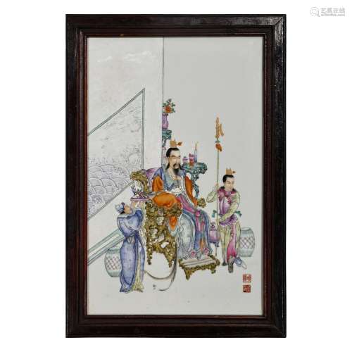 Porcelain plate painting of pastel figures in Qing Dynasty