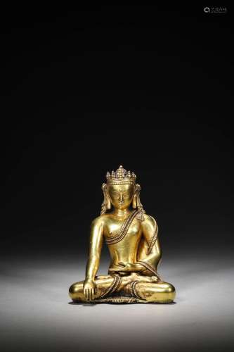 A gilt-silver statue of Sakyamuni, mid-Qing Dynasty