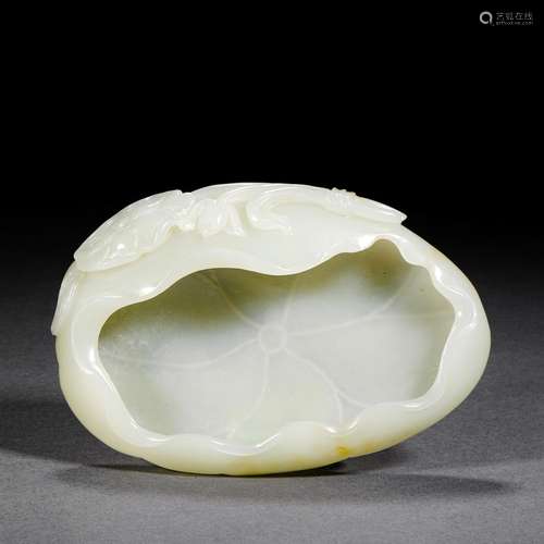 Washed Hetian Jade Lotus in Qing Dynasty