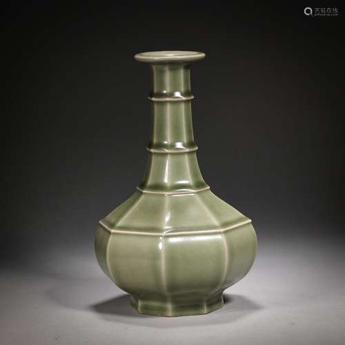 Celadon Flask Before Ming Dynasty