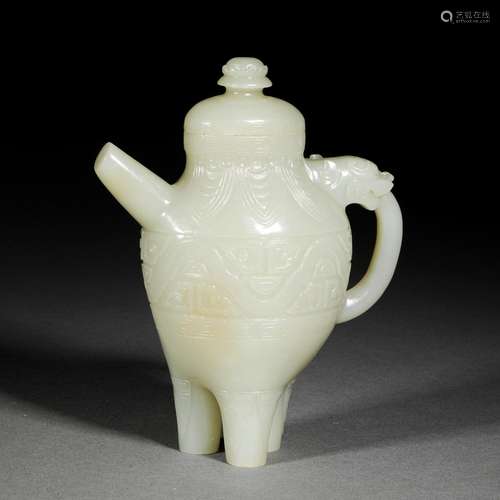 Qing Dynasty Hetian jade pot with animal pattern