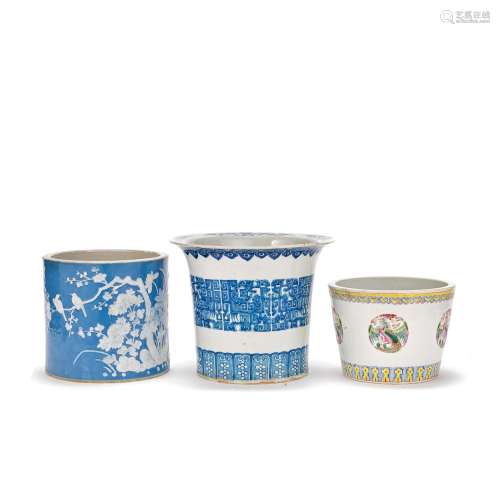A SLIP-DECORATED BRUSH POT AND TWO JARDINIÈRES 19th/20th cen...