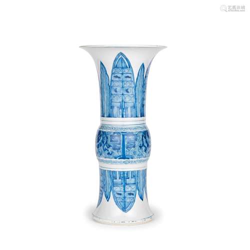 A BLUE AND WHITE BEAKER VASE, GU Kangxi