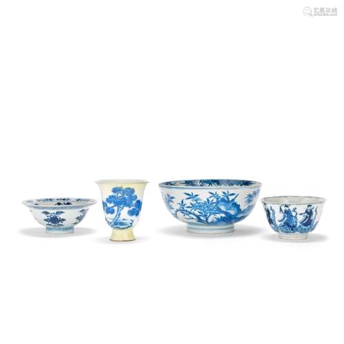 A GROUP OF BLUE AND WHITE WARES Kangxi to 18th/19th century ...