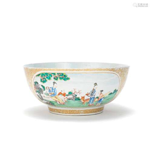 A GILT-DECORATED FAMILLE ROSE PUNCH BOWL Qianlong