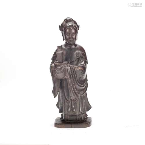 A WOOD CARVING OF A LADY Qing Dynasty