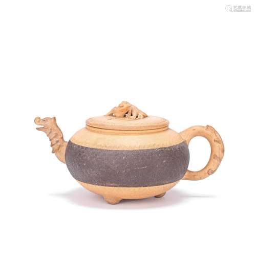 A YIXING TEAPOT AND COVER Qing Dynasty, signed Yang Pengnian...