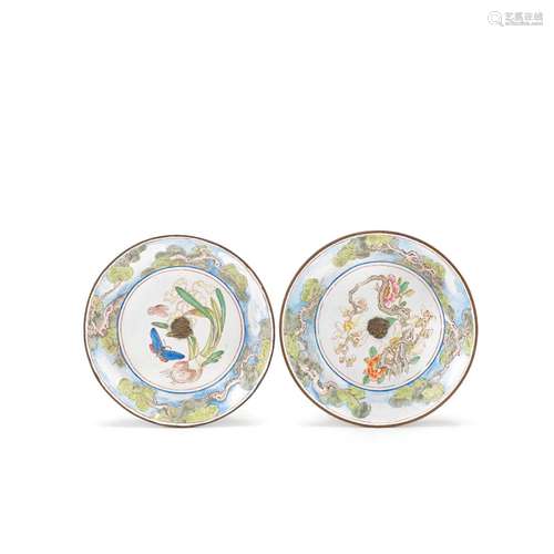 A PAIR OF PAINTED ENAMEL SAUCERS Qianlong (2)