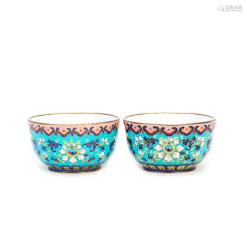 A PAIR OF PAINTED ENAMEL BOWLS 18th/19th century (2)