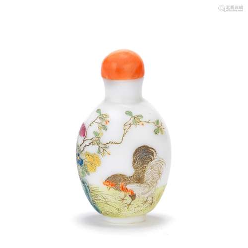 【Y】AN ENAMELLED GLASS 'COCKERELS' SNUFF BOTTLE Early 20th ce...