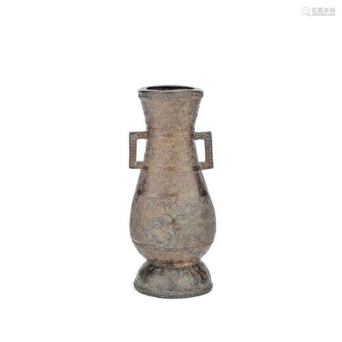 A BRONZE VASE Song/Yuan Dynasty