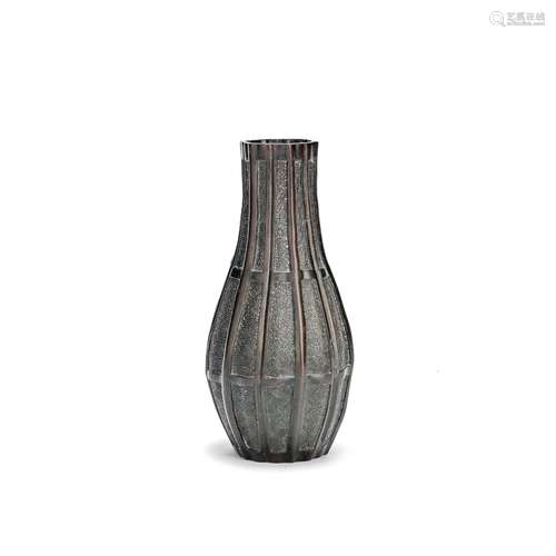 A LOBED BRONZE VASE Ming Dynasty