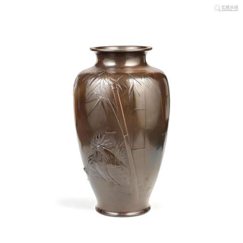 A LARGE BRONZE 'COCKERELS' VASE Meiji Period