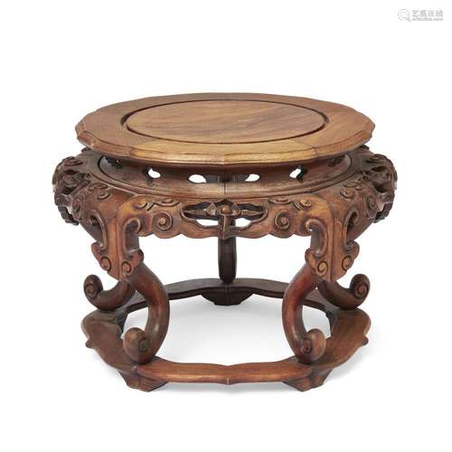 A large Chinese huanghuali vase stand<br />
<br />
20th cent...