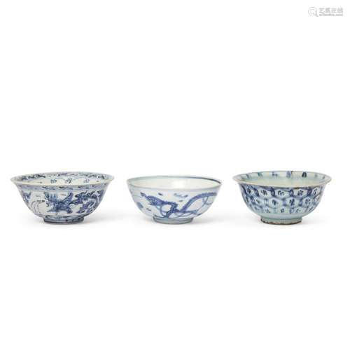 Three Chinese blue and white bowls<br />
<br />
Ming dynasty...